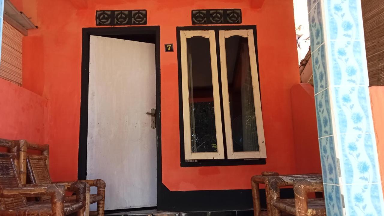 Roy Homestay Kuta Kuta  Экстерьер фото