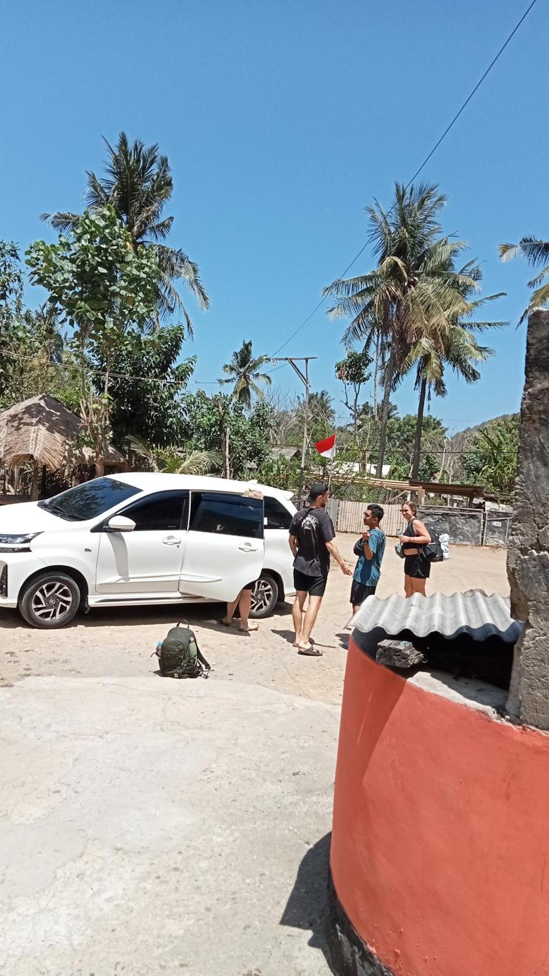 Roy Homestay Kuta Kuta  Экстерьер фото