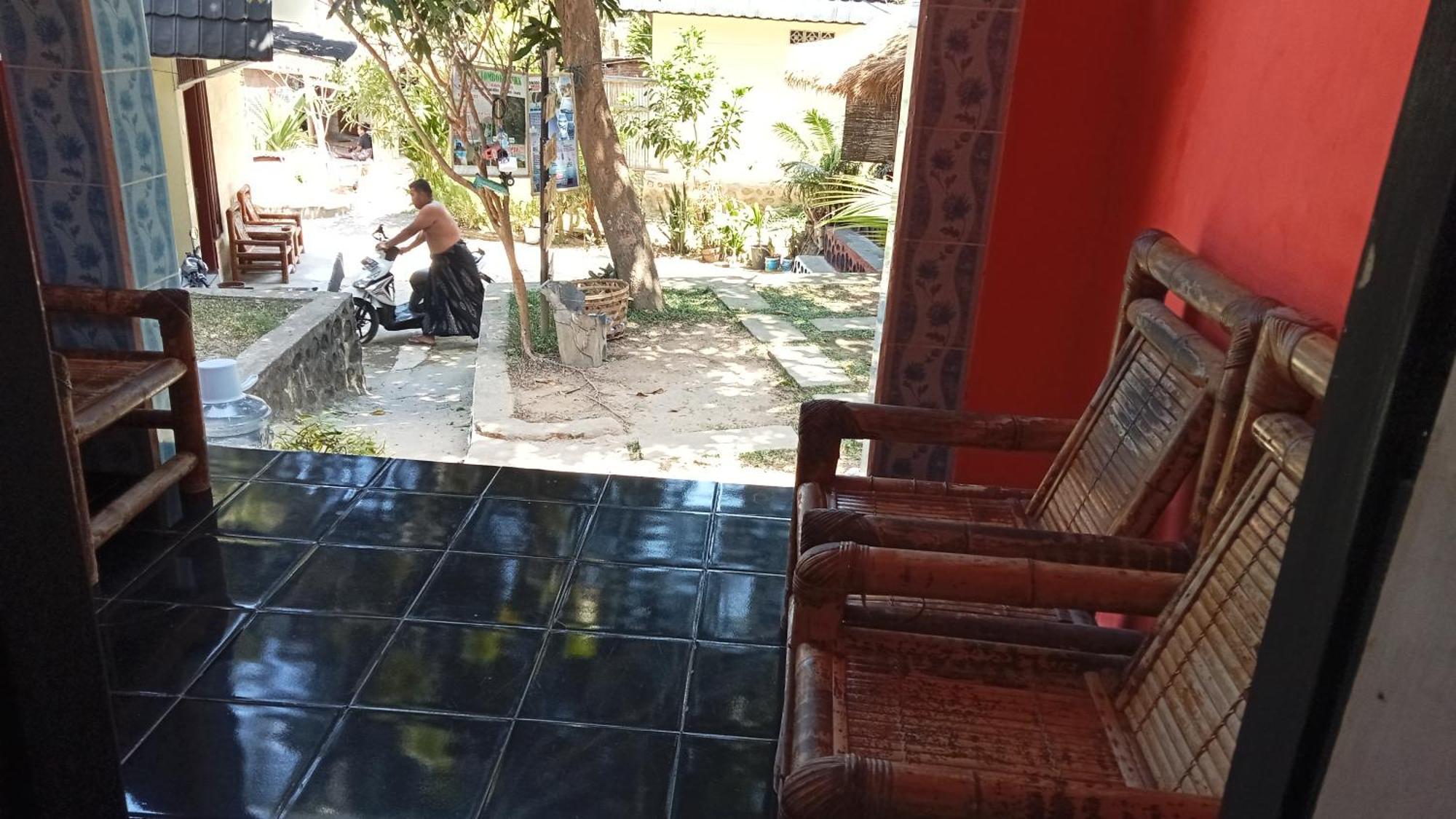 Roy Homestay Kuta Kuta  Экстерьер фото