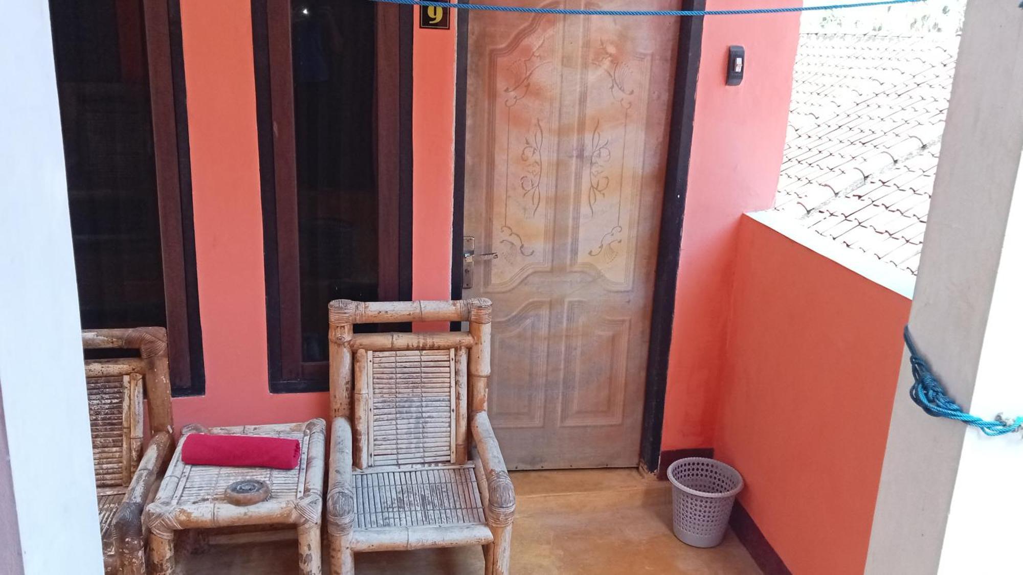 Roy Homestay Kuta Kuta  Экстерьер фото