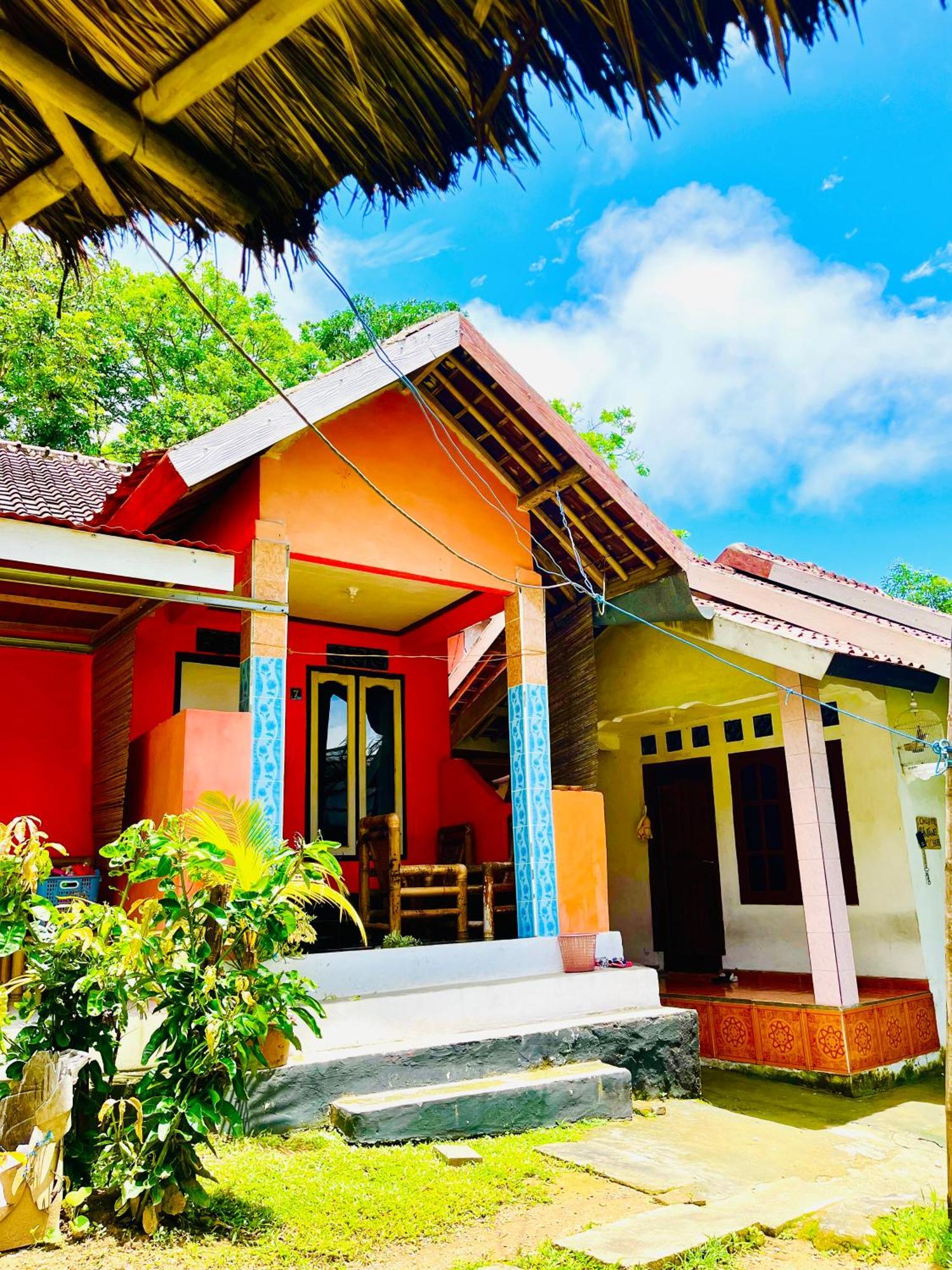 Roy Homestay Kuta Kuta  Экстерьер фото