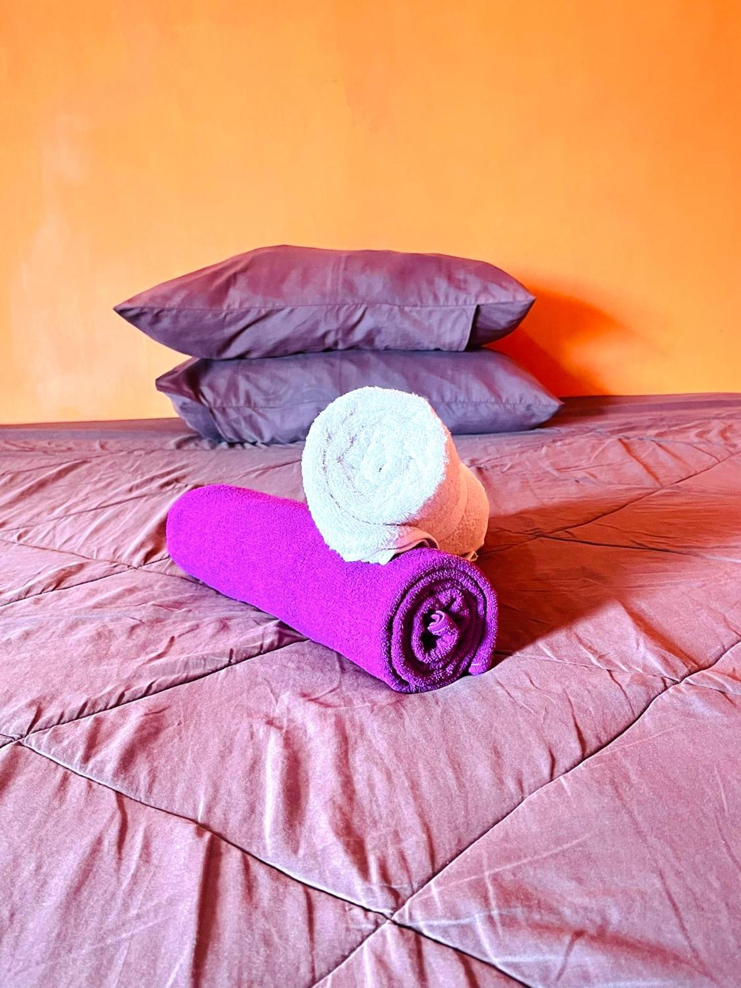 Roy Homestay Kuta Kuta  Экстерьер фото