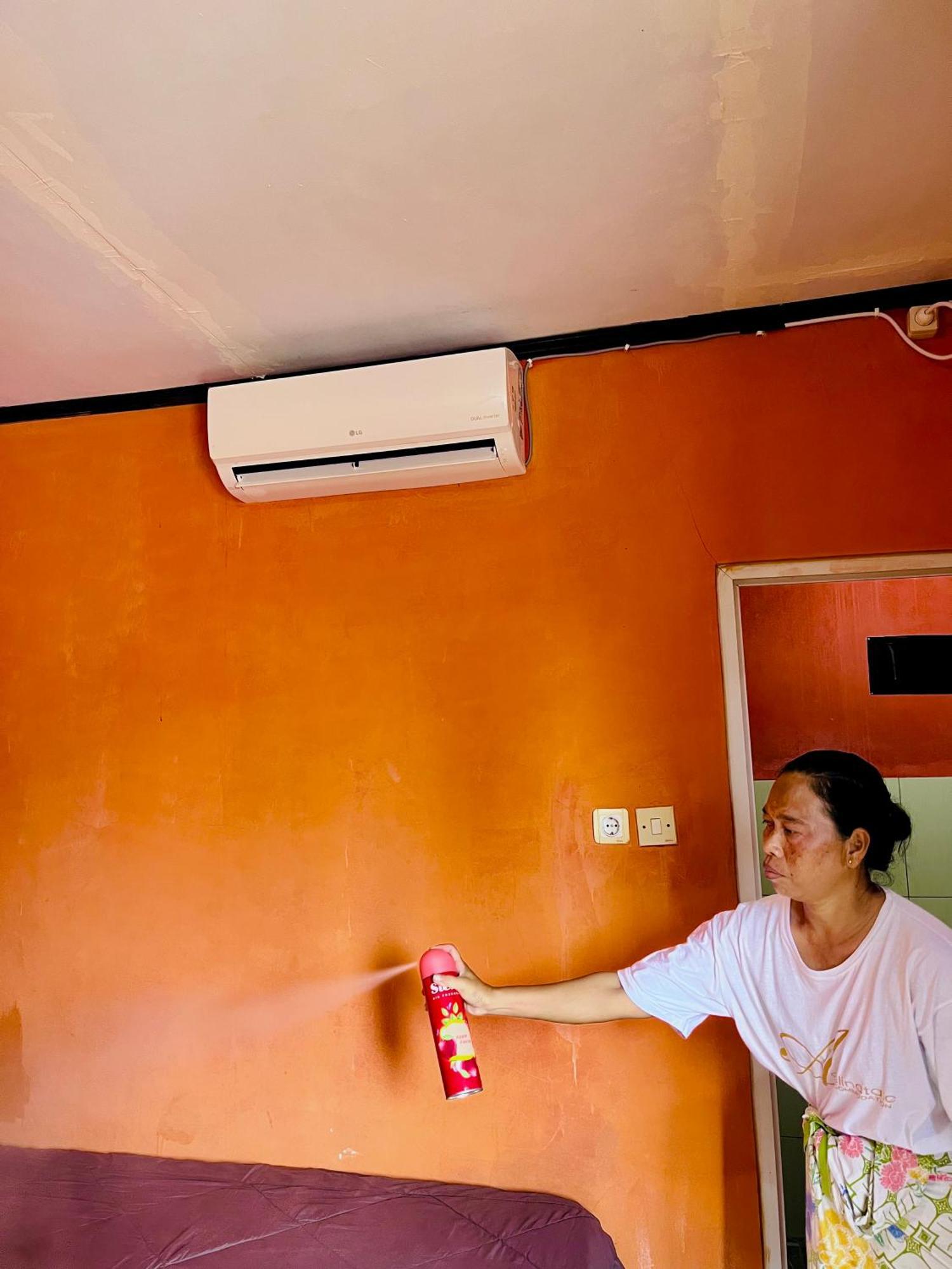 Roy Homestay Kuta Kuta  Экстерьер фото
